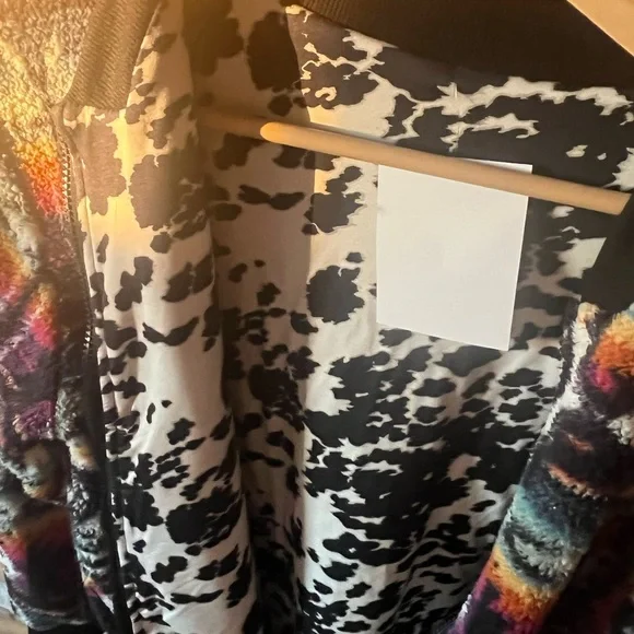 NWT Colorful Reversible Crazy Train Patterned Fleece Jacket - Picture 3 of 5
